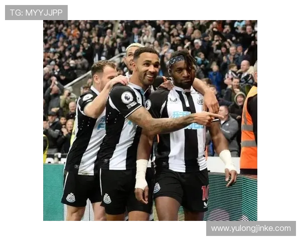 埃弗顿主场迎战纽卡斯尔激战在即 双方争夺宝贵积分