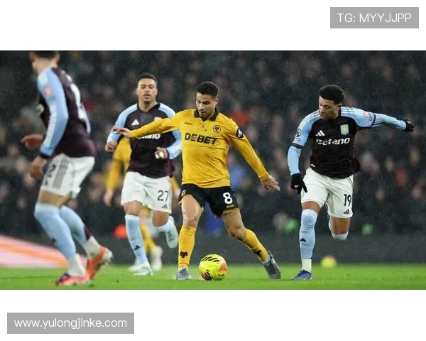 英超狼队第二客场球衣款式与颜色分析